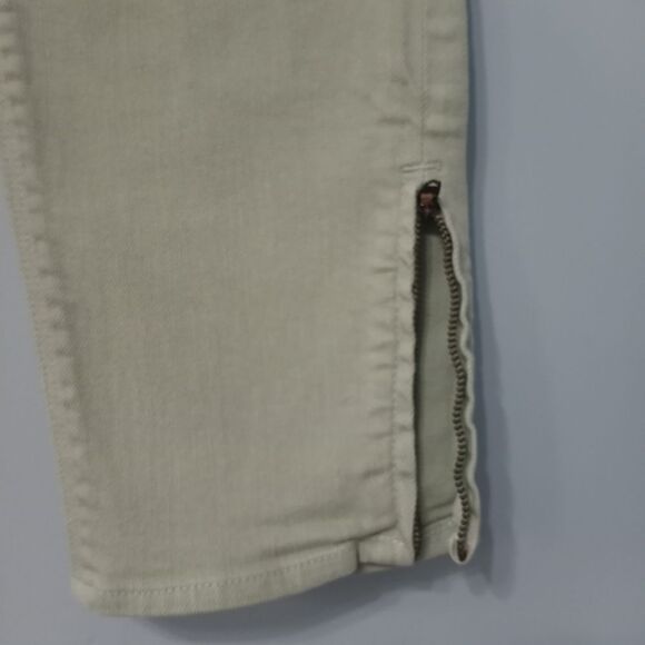 Madewell High Rise Zip Closure Hem Cropped Jeans Size 26 Mint Green - Picture 7 of 12